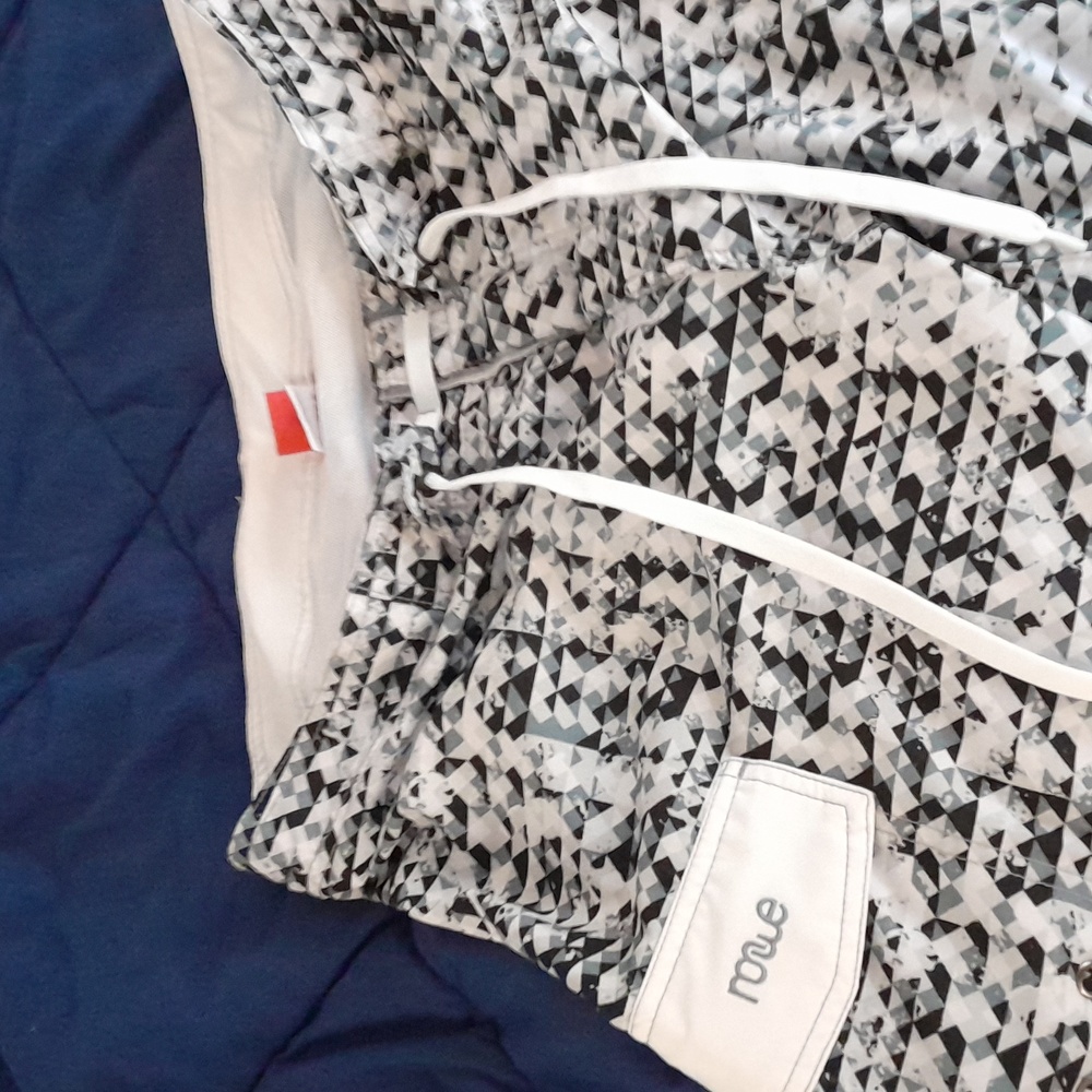 NONWE BOARD SHORTS